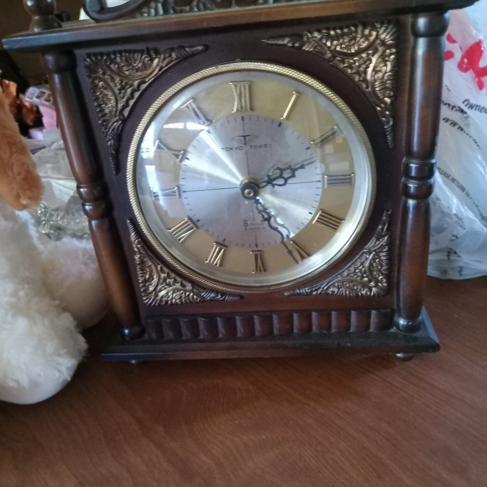 Tokyo Tokei Vintage Mantel 8-Day/2 jewels Clock
